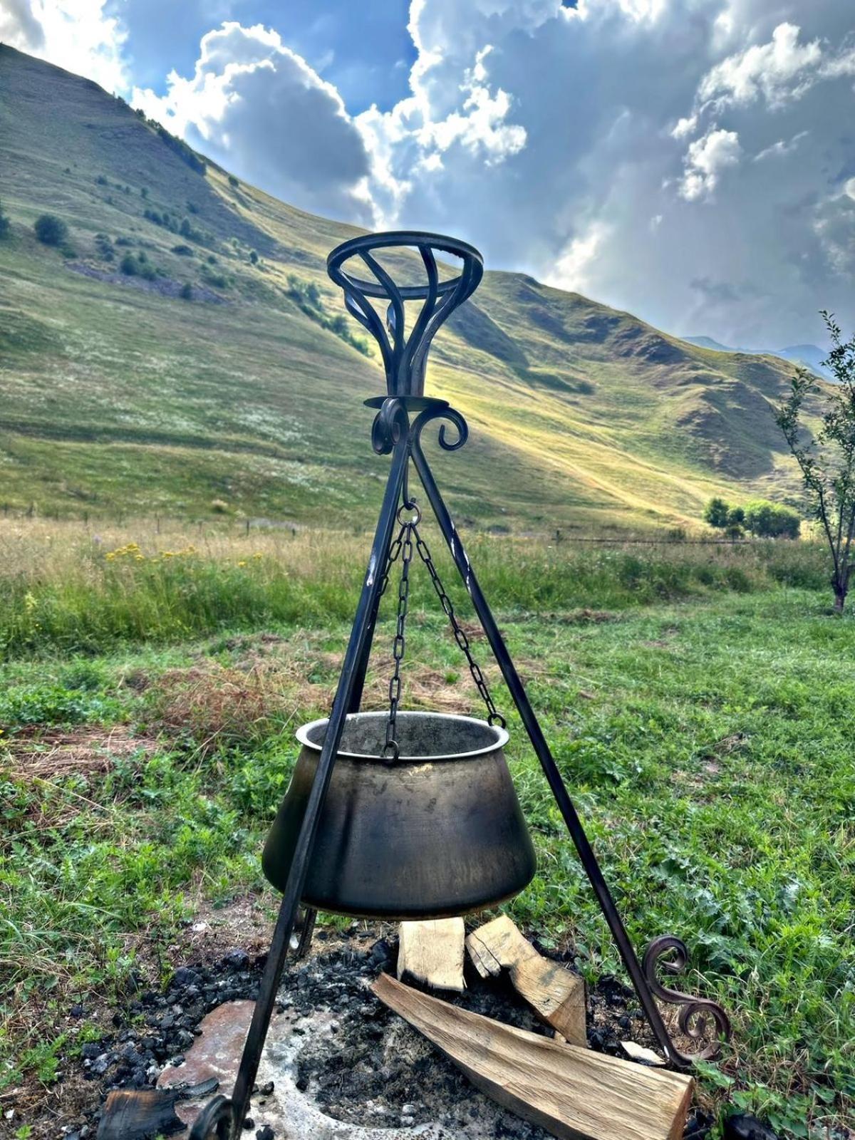 Cottage Garshemo Kazbegi Eksteriør billede